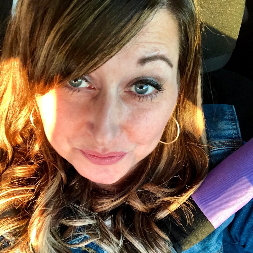 Meet your Posher, Angela